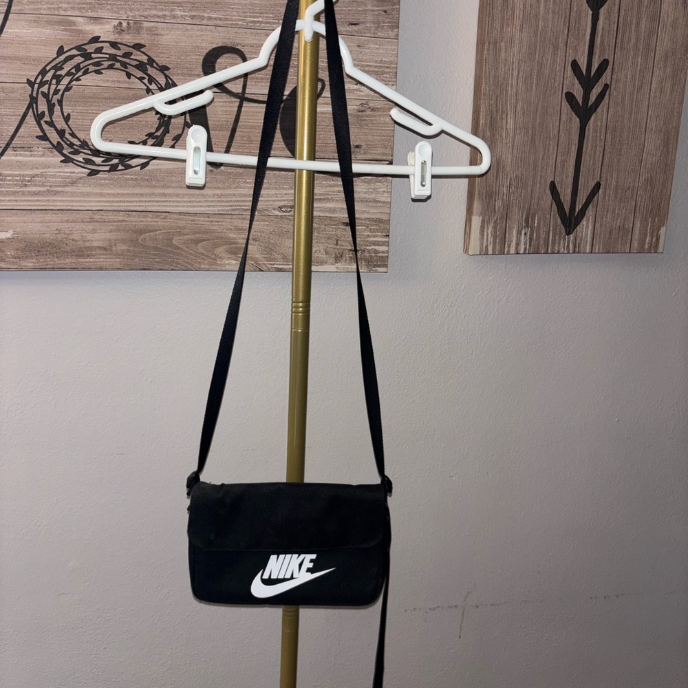 Nike Black nylon  Crossbody Bag with White Logo